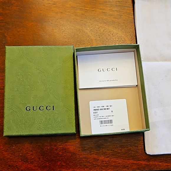 Empty Gucci box with small tote - Picture 2 of 6